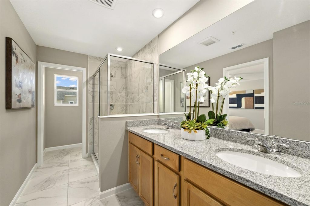 Image 15 of property listing at 9868 WALKWAY DRIVE, Orlando, FL 32832