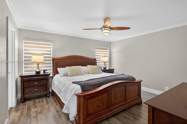 1956 Pisces Ter, Weston, FL 33327