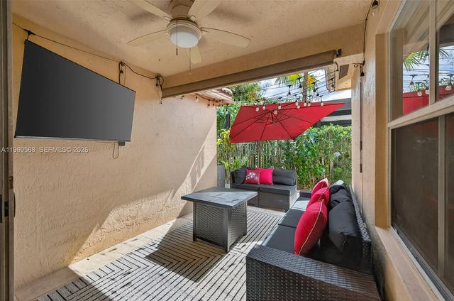 1956 Pisces Ter, Weston, FL 33327