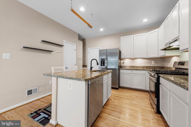 21768 TOTTENHAM HALE CT, Sterling, VA 20166
