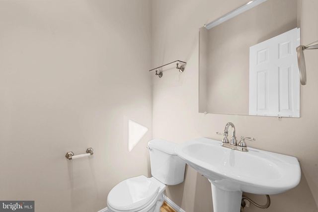 21768 TOTTENHAM HALE CT, Sterling, VA 20166