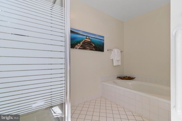 4507 HIGHLAND GREEN CT, Alexandria, VA 22312