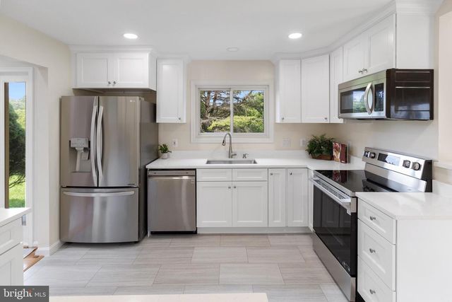 4507 HIGHLAND GREEN CT, Alexandria, VA 22312