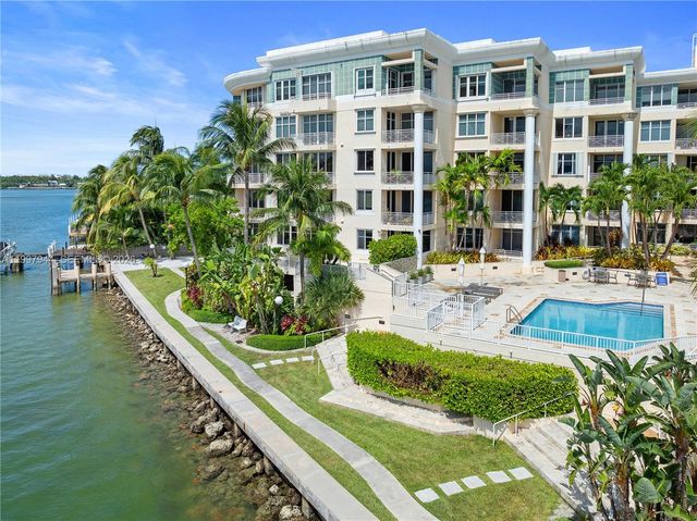 1 Century Ln 303, Miami Beach, FL 33139