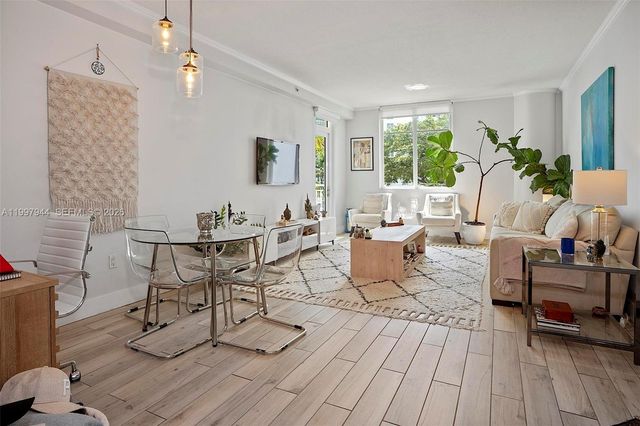 1 Century Ln 303, Miami Beach, FL 33139