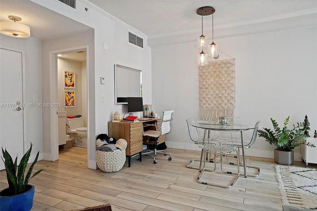 1 Century Ln 303, Miami Beach, FL 33139