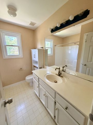 1136 Campbell Rd, Goodlettsville, TN 37072