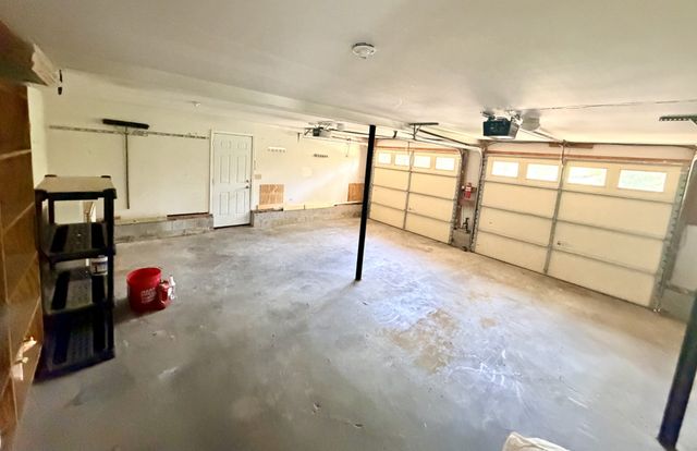 1136 Campbell Rd, Goodlettsville, TN 37072