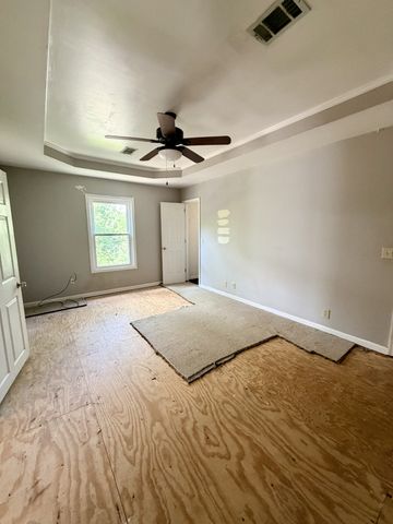 1136 Campbell Rd, Goodlettsville, TN 37072