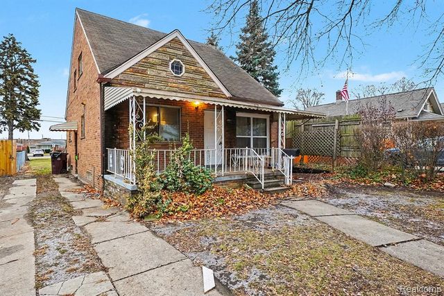 7356 Wiegand, Center Line, MI 48015