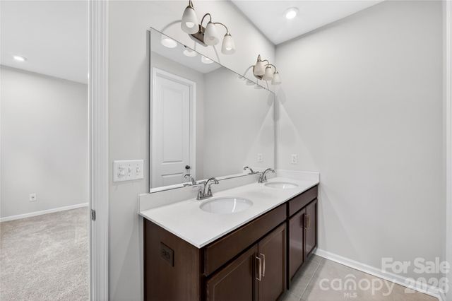 6021 Longar Lane, Charlotte, NC 28269