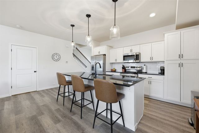 1162 Dahnovan Drive, North Liberty, IA 52317