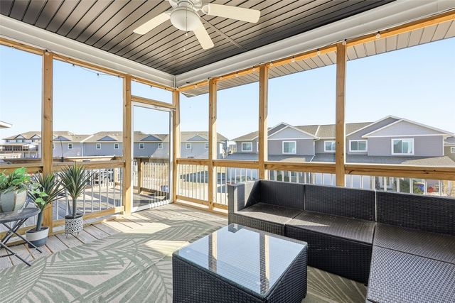 1162 Dahnovan Drive, North Liberty, IA 52317