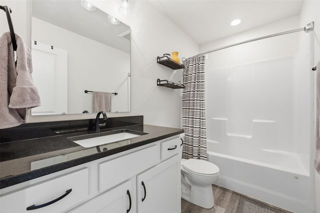 1162 Dahnovan Drive, North Liberty, IA 52317