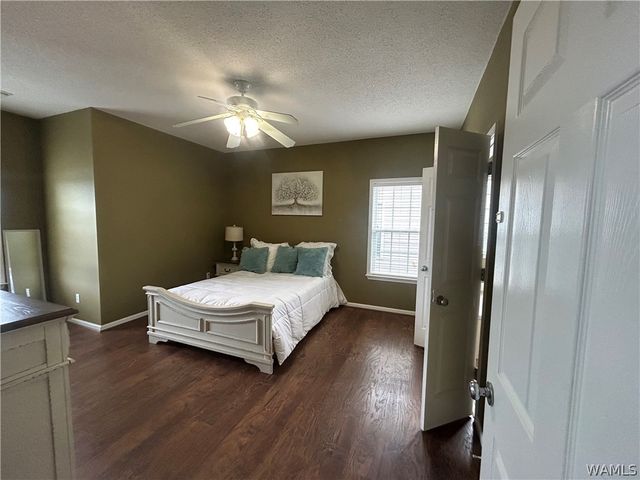 4432 21st ST, Northport, AL 35476