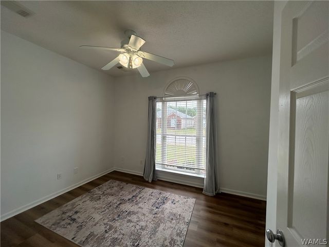 4432 21st ST, Northport, AL 35476