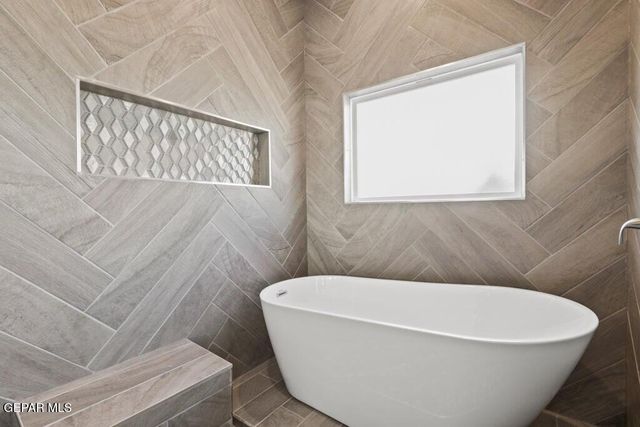 913 ADA Lane, El Paso, TX 79932