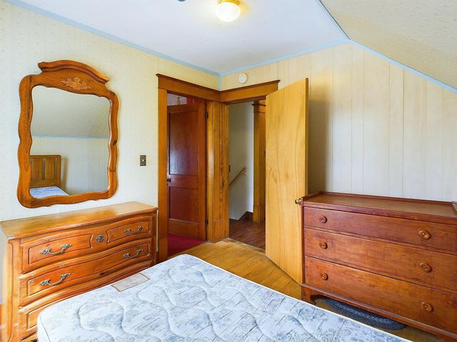 204 Hall Stream Road, Canaan, VT 05902