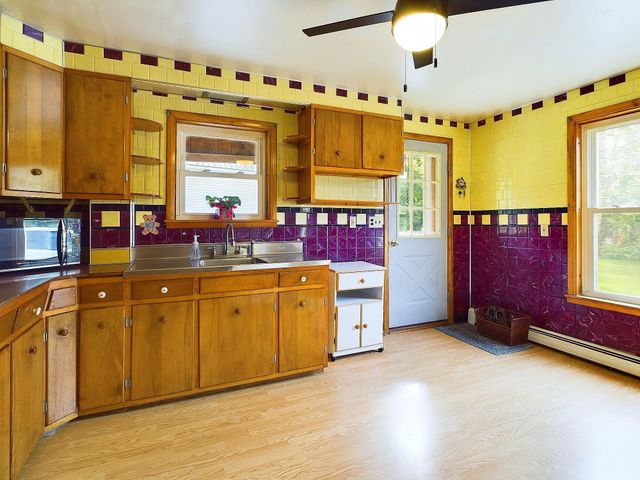 204 Hall Stream Road, Canaan, VT 05902