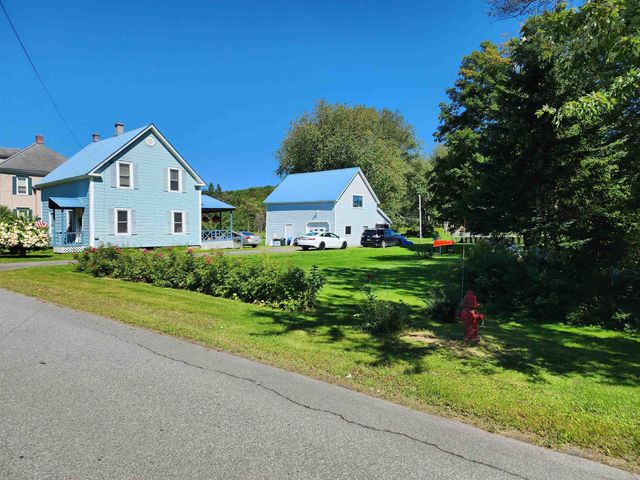204 Hall Stream Road, Canaan, VT 05902