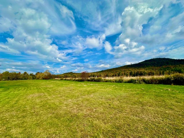 204 Hall Stream Road, Canaan, VT 05902