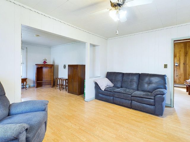 204 Hall Stream Road, Canaan, VT 05902