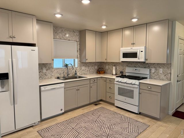 64 Avocet Ct, Longmont, CO 80501