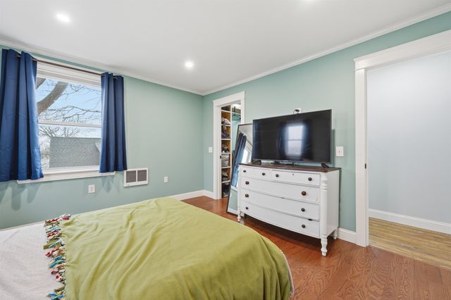 761 Amherst Street, Manchester, NH 03104