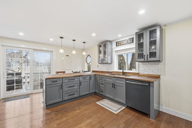 761 Amherst Street, Manchester, NH 03104