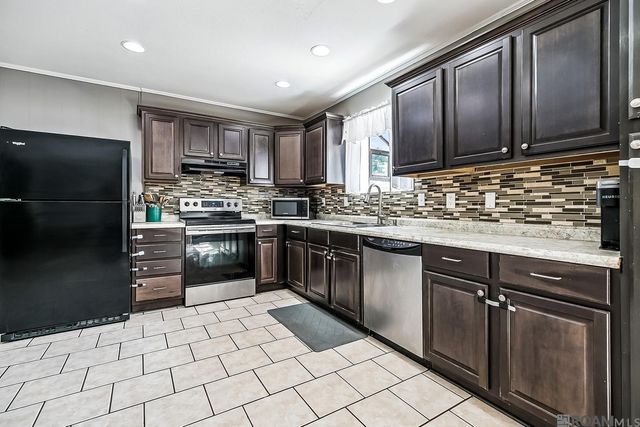 425 Wingate Dr, Baton Rouge, LA 70815