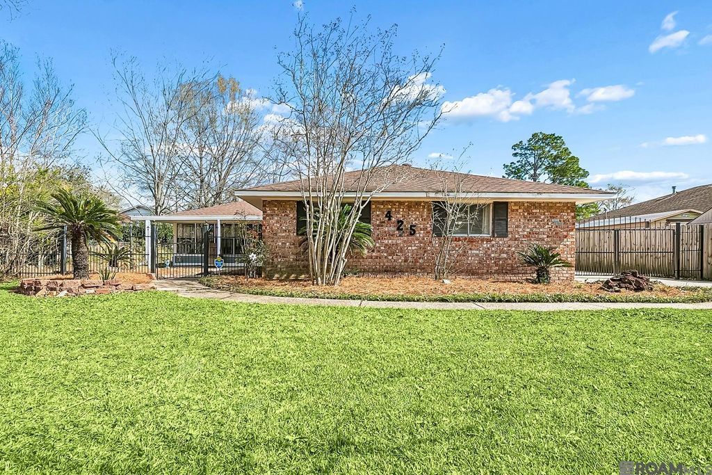 425 Wingate Dr, Baton Rouge, LA 70815