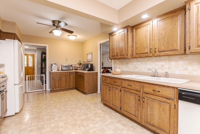 126 S Orr Drive, Normal, IL 61761