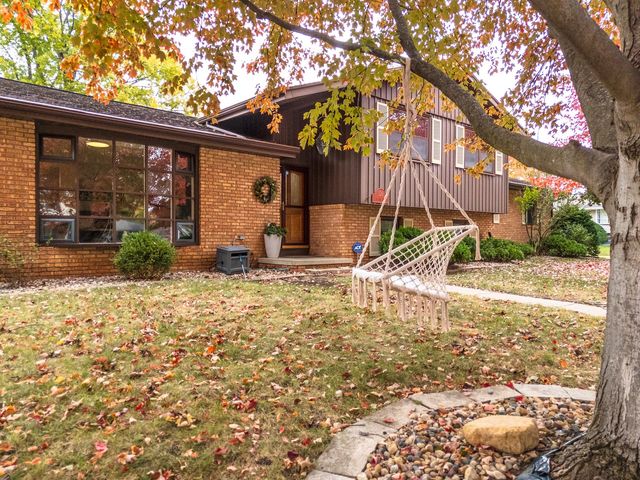 126 S Orr Drive, Normal, IL 61761