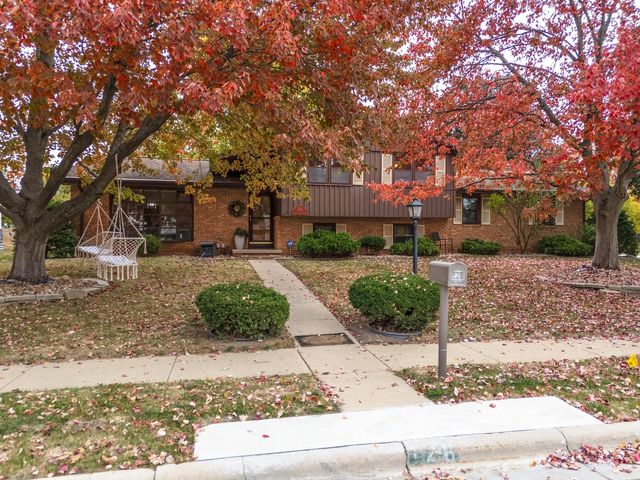 126 S Orr Drive, Normal, IL 61761