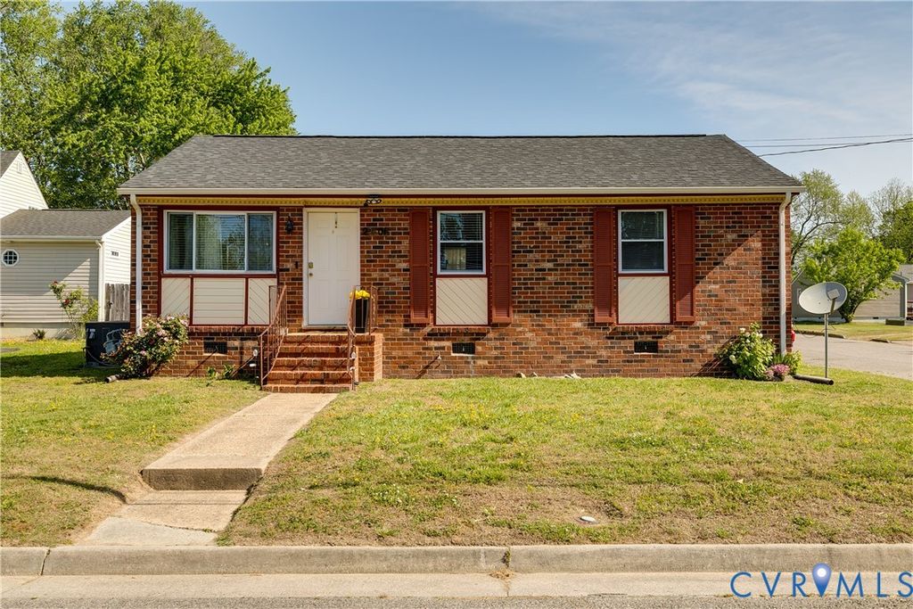 2201 Jackson St, Hopewell, VA 23860