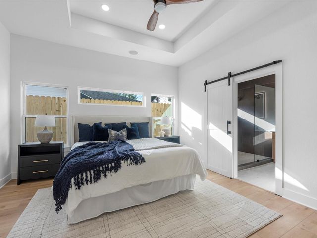 508 Dell Court, Houston, TX 77009