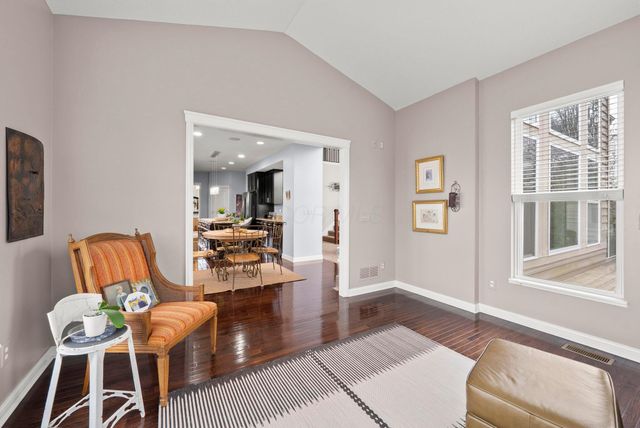 1294 Ironwood Drive, Grove City, OH 43123