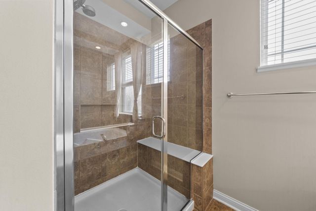 1294 Ironwood Drive, Grove City, OH 43123