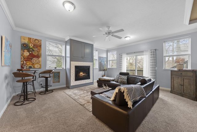 1294 Ironwood Drive, Grove City, OH 43123