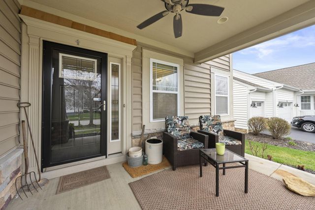 1294 Ironwood Drive, Grove City, OH 43123