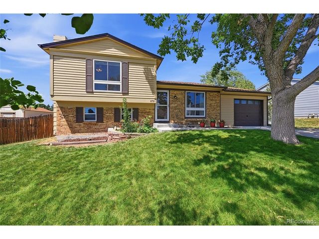 6721 Blue Jay Dr, Parker, CO 80138