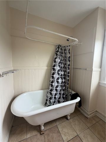 16 Opper Street 3, Providence, RI 02904