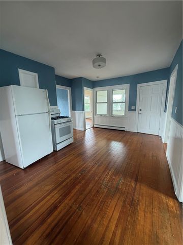 16 Opper Street 3, Providence, RI 02904