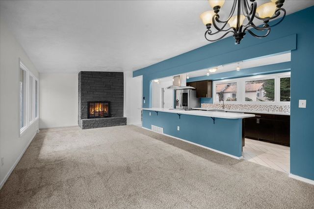 1307 S Crestline St, Spokane, WA 99202