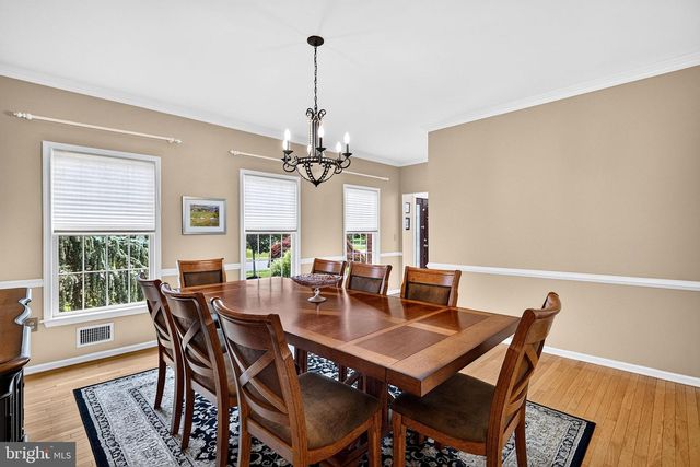 10 ANDERSON WAY, Monmouth Junction, NJ 08852