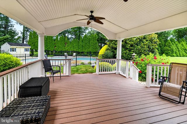 10 ANDERSON WAY, Monmouth Junction, NJ 08852