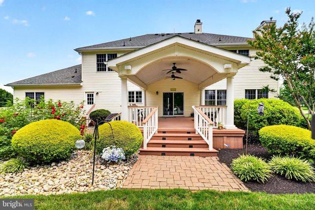 10 ANDERSON WAY, Monmouth Junction, NJ 08852