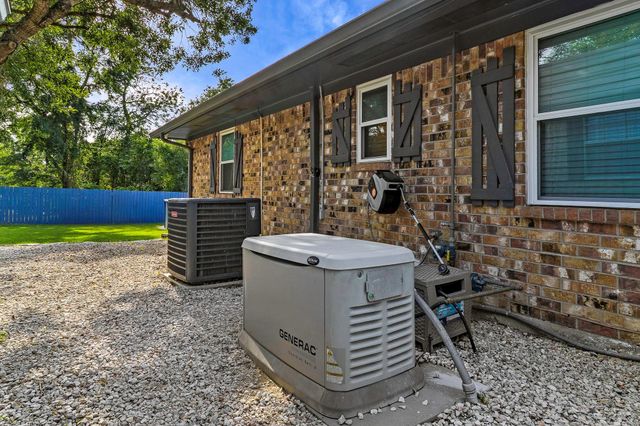 188 Huckleberry Road, Onalaska, TX 77360