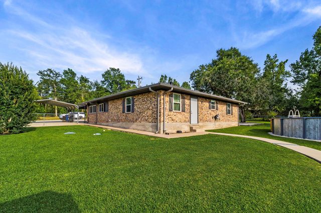 188 Huckleberry Road, Onalaska, TX 77360