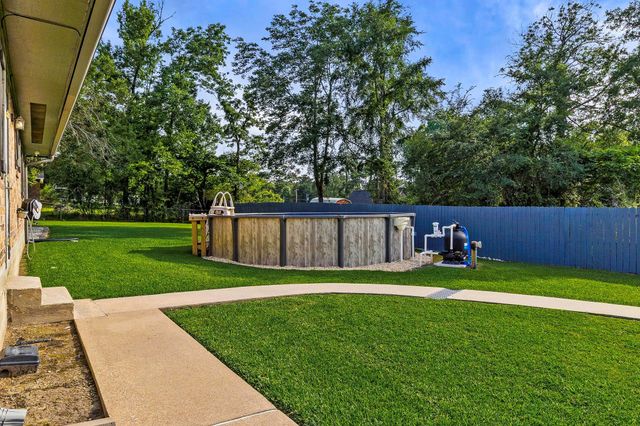 188 Huckleberry Road, Onalaska, TX 77360